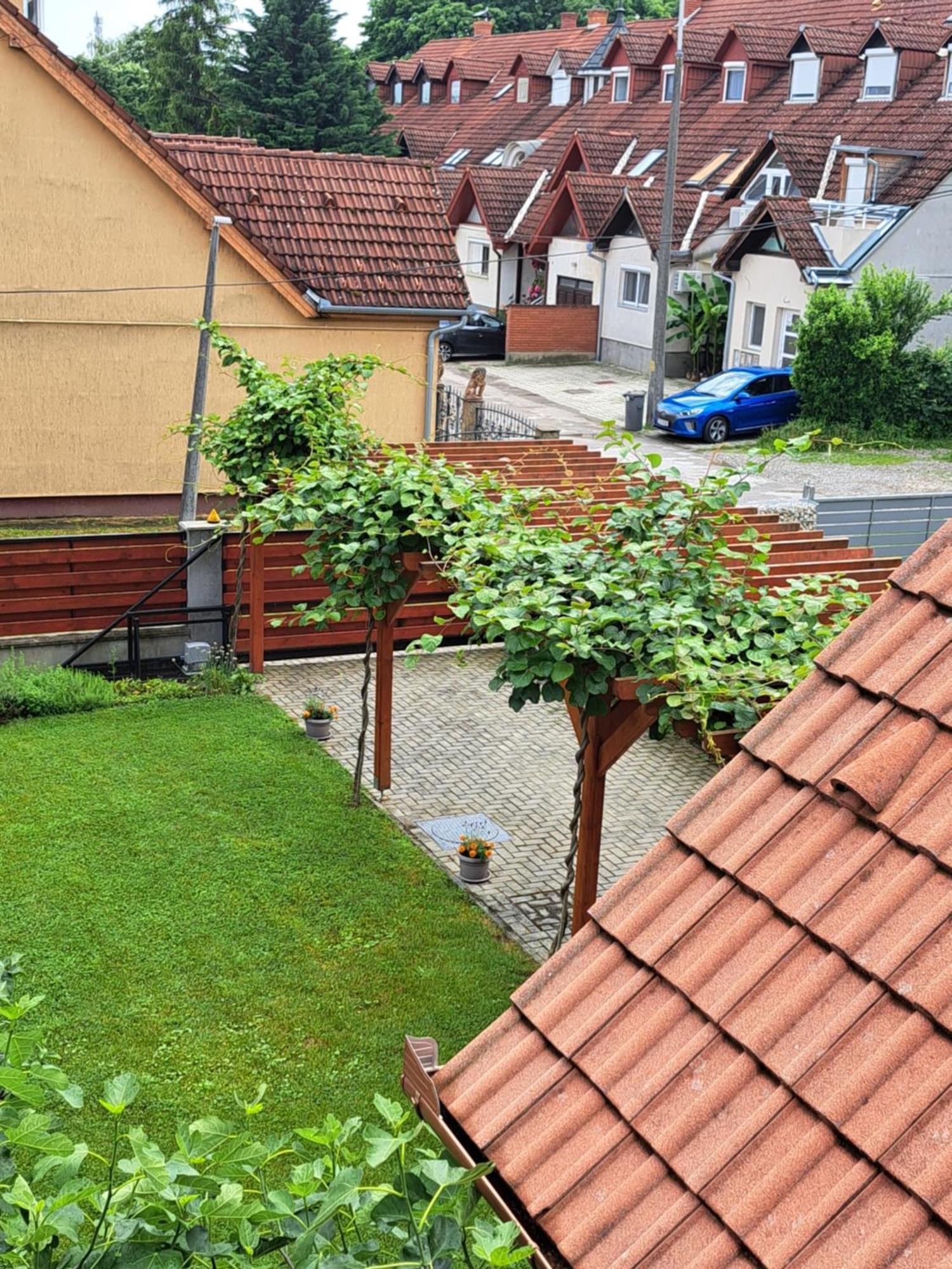 Emma Apartman Harkany Ruang foto